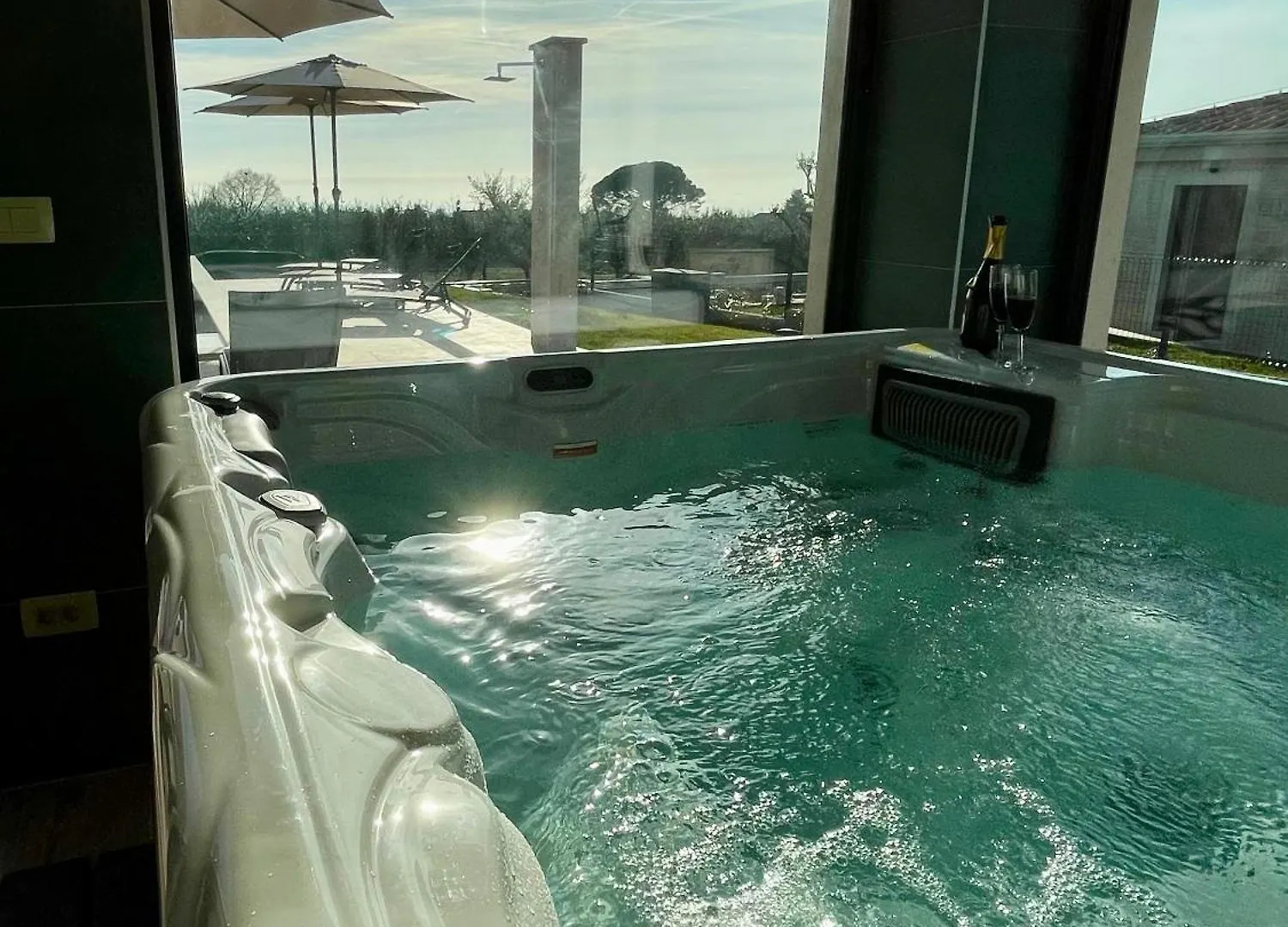 Villa Vinova Loza Kastelir 0*,