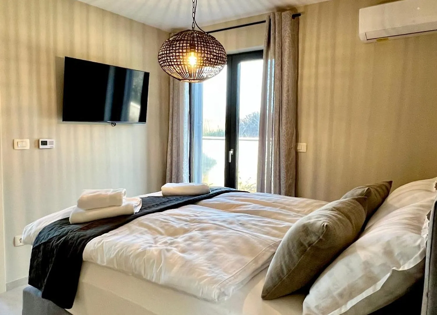 Villa Vinova Loza Kastelir 0*,